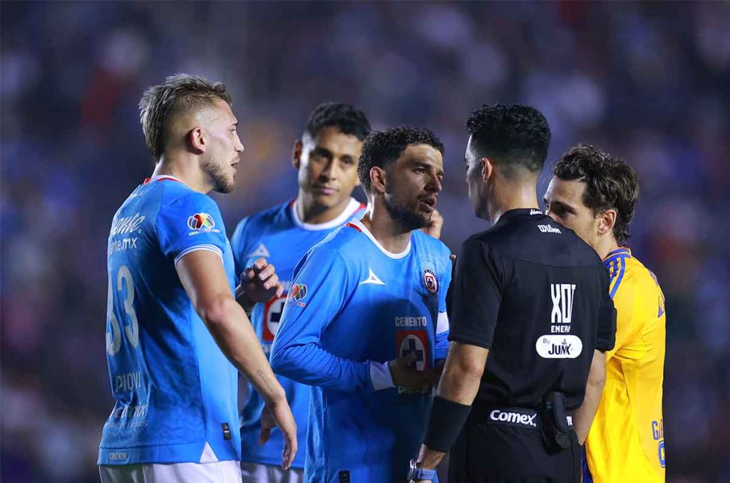 Cruz Azul empata sobre la hora con Tigres y rompe el récord de puntos en Liga MX 0
