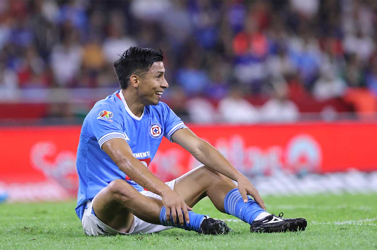 Cruz Azul sufre campanada sobre el final contra Atlas, pero empata el récord de puntos en Liga MX