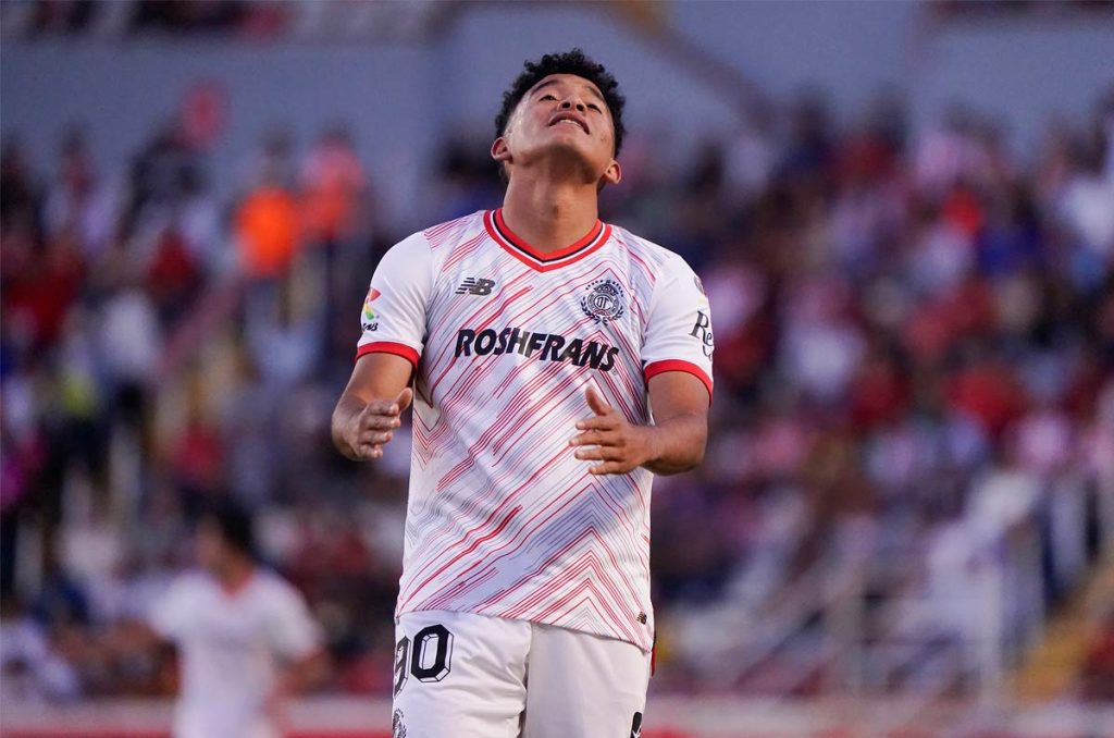 Isaías Violante, un futbolista que interesa mucho en las Chivas de Guadalajara