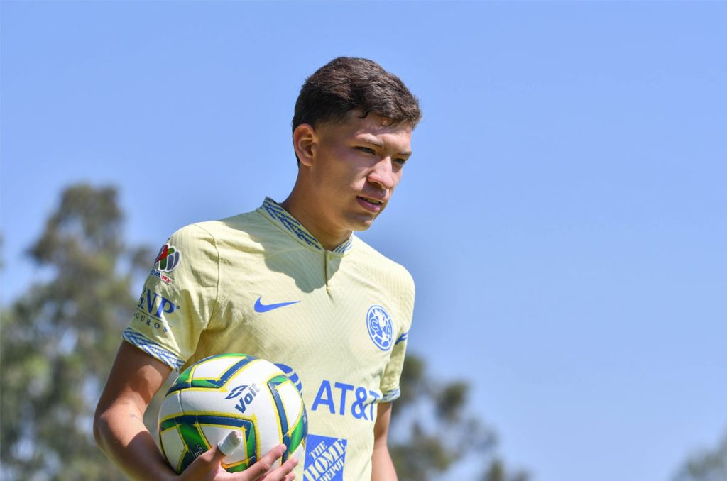 Karel Campos nunca pudo despegar con las Águilas del América y tuvo pocas oportunidades en el primer equipo