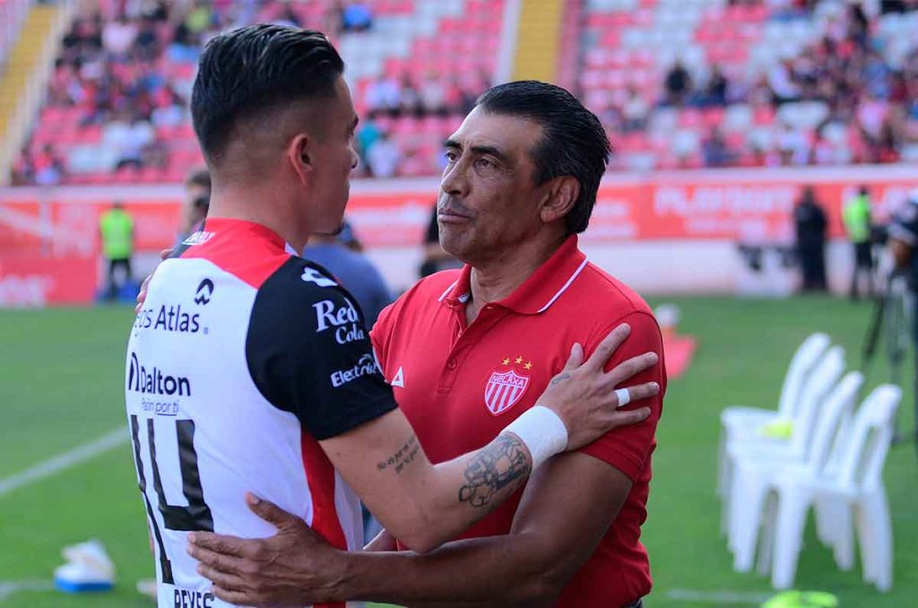 Luis Padilla no asegura su continuidad en Necaxa ¿Los Rayos buscan otro nombre? 0