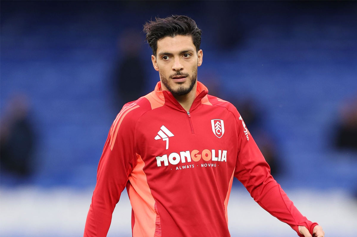 Raúl Jiménez revela oferta de China para sacarlo de Europa