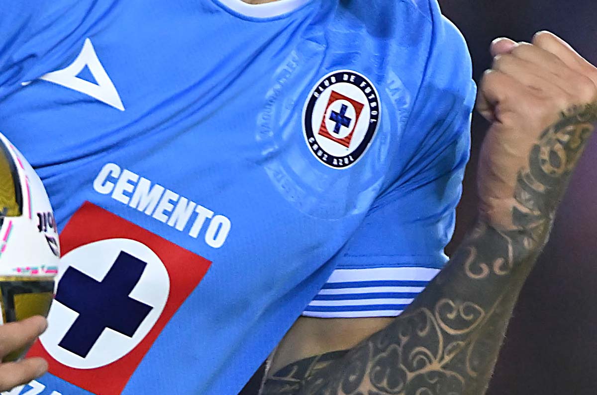 Cruz Azul enviaría a uno de sus goleadores a China o Arabia Saudita