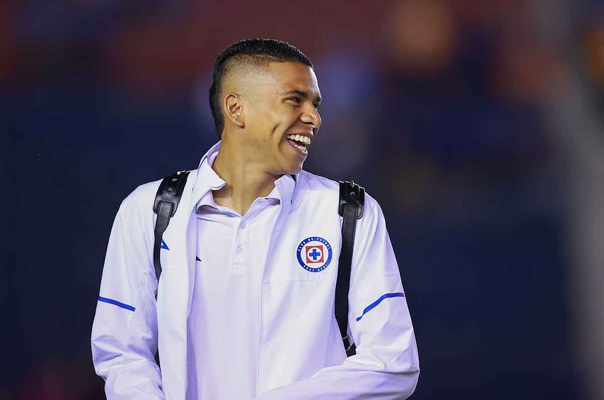 cuanto-ganaria-cruz-azul-por-la-venta-de-kevin-mier–