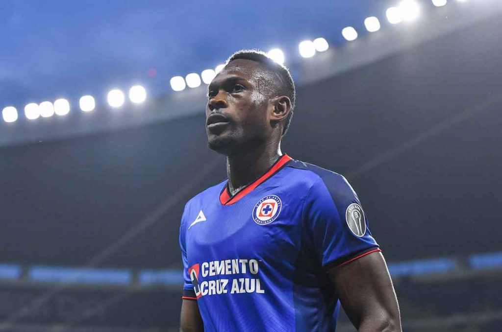 Diber Cambindo con ganas de continuar en Necaxa; rumores lo ponen fuera 0