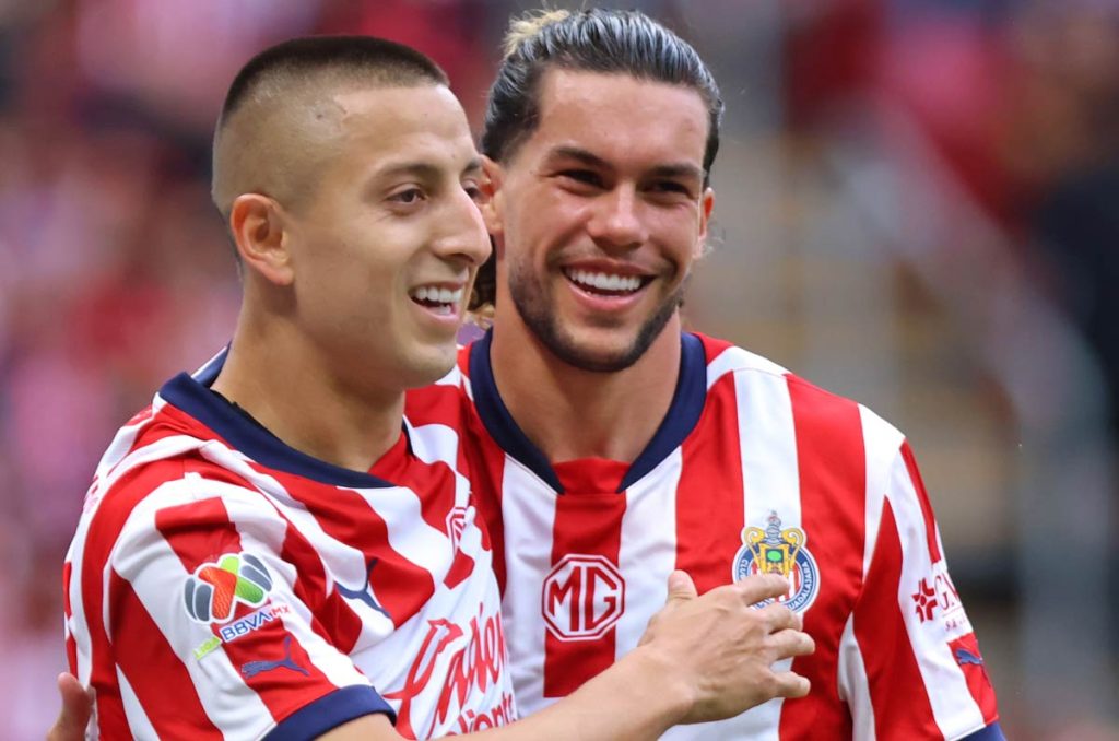 En Rayados de Monterrey quieren el ataque de Chivas