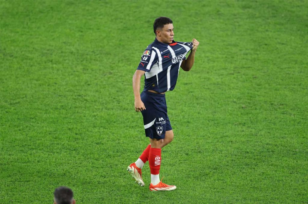Johan Rojas es una de las prioridades del Atlético Nacional de Efraín Juárez para llegar como refuerzo