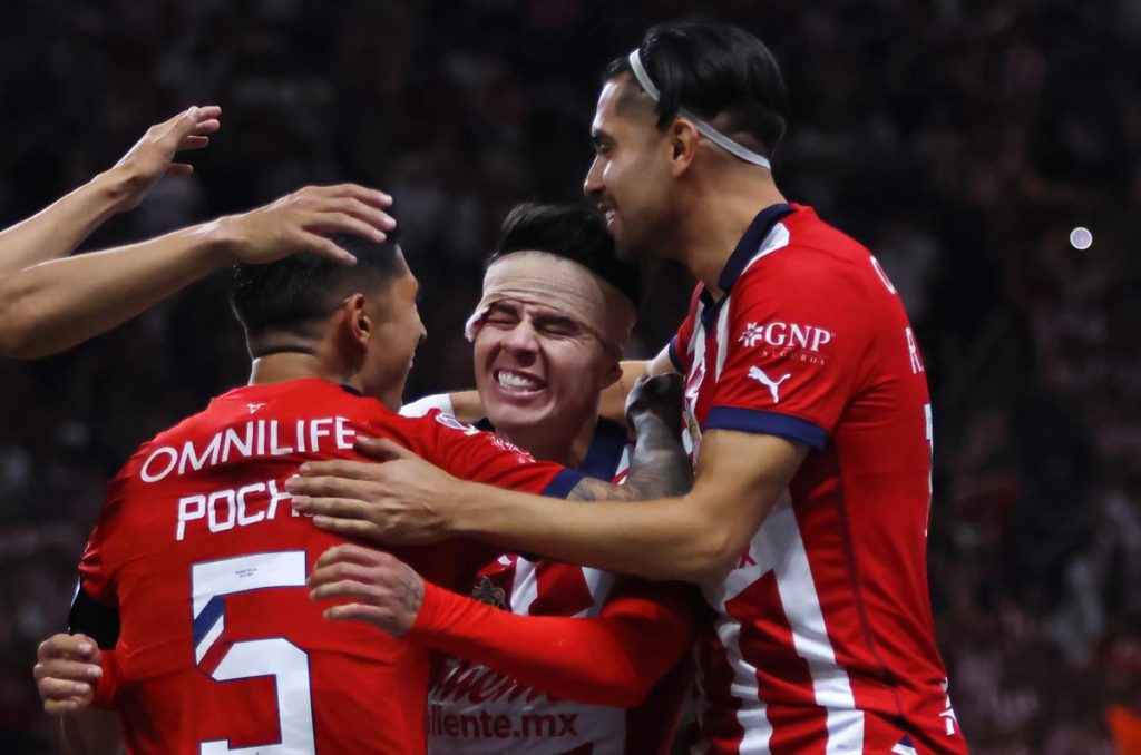 La pieza que Necaxa le quitaría a Chivas para el Clausura 2025