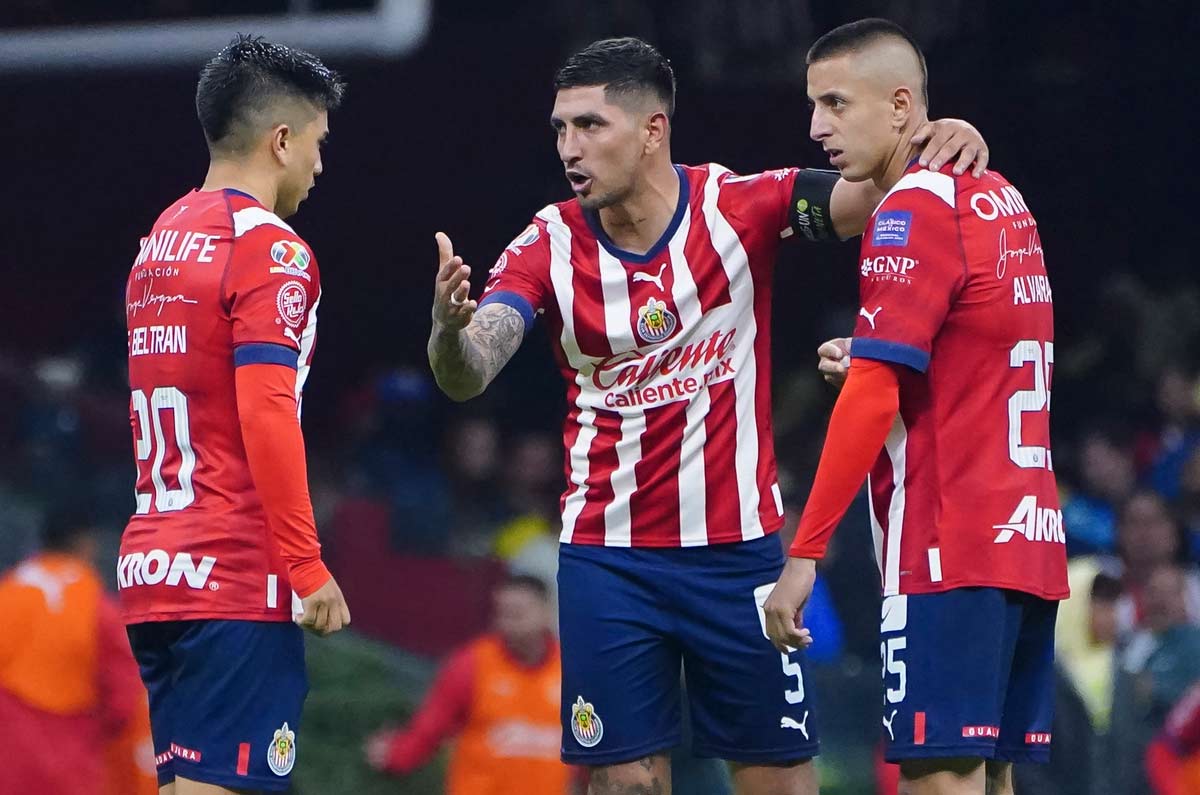 los-tres-jugadores-que-chivas-utilizara-como-moneda-de-cambio-este-mercado