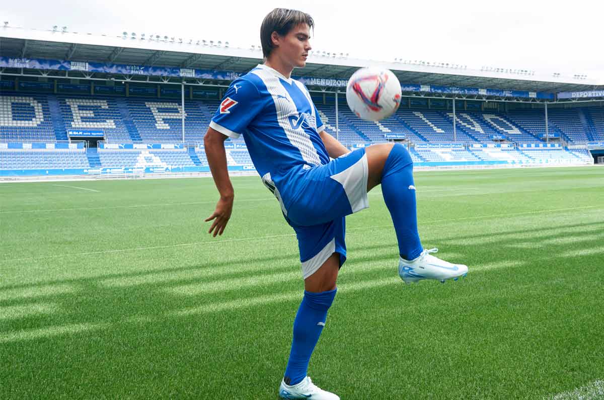 Luka Romero. Apenas tiene 20 años, está a préstamo con el Deportivo Alavés hasta junio del 2025. Su carta pertenece al AC Milan de Italia hasta junio del 2027. Su carta está tasada en 4 millones de dólares.