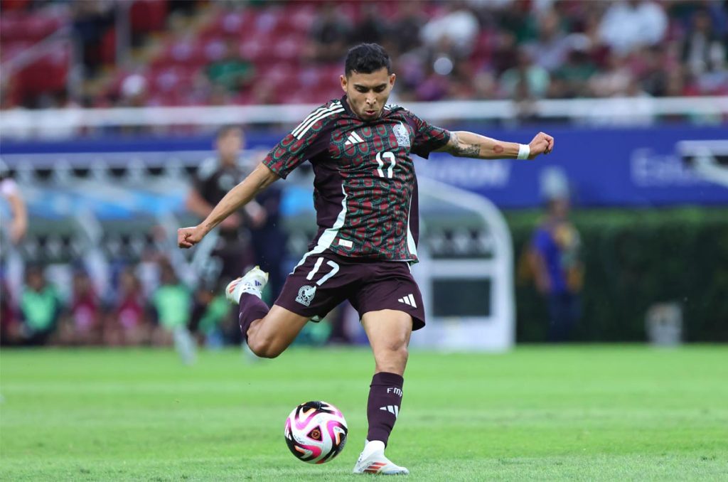 Orbelín Pineda puede regresar a Chivas para el torneo Clausura 2025