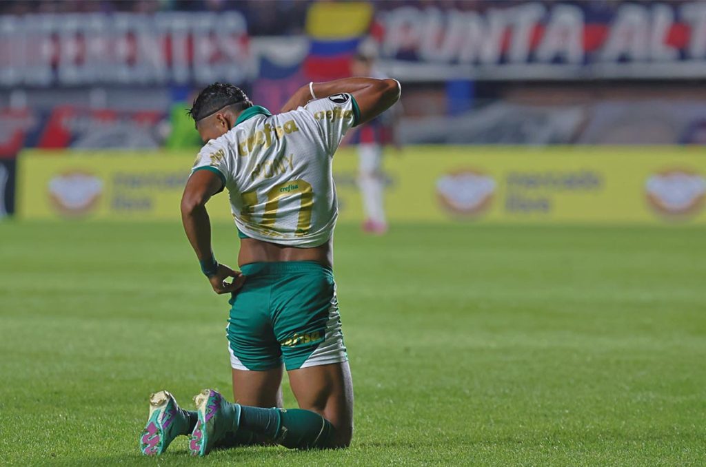 Rony puede llegar a la Liga MX con la Máquina de Cruz Azul para el torneo Clausura 2025
