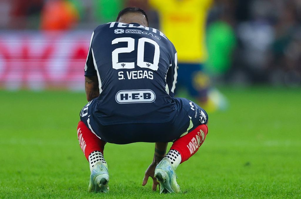 Sebastián Vegas es uno de los principales señalados para salir de los Rayados de Monterrey