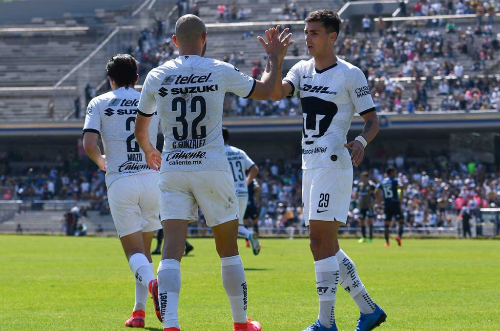 Carlos González y Juan Dinenno juntos en Pumas
