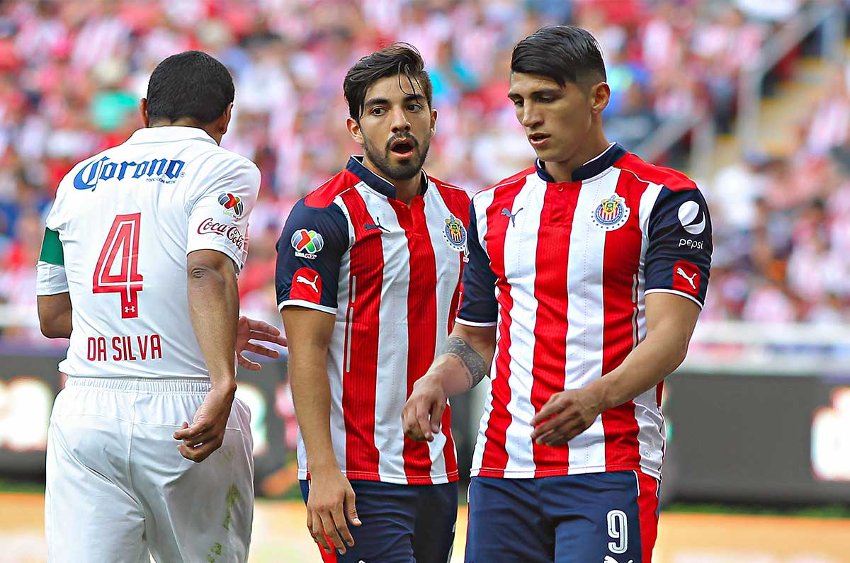 Chivas cerca de concretar el regresó de su hijo pródigo ¿llegan más campeones?