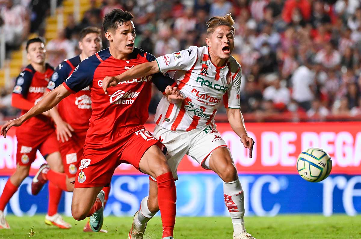 Chivas con la encomienda de mandar sus delanteros a China