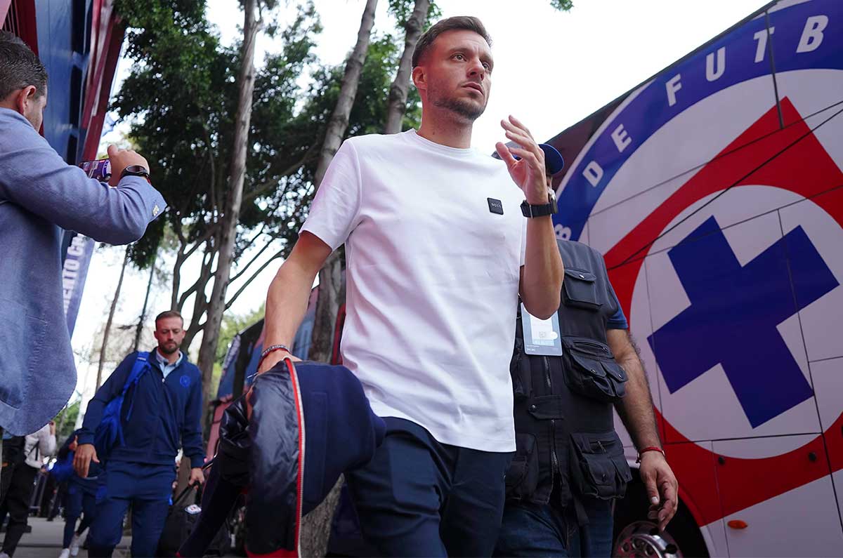 Cruz Azul invirtió casi 70 millones en fichajes pedidos por Martín Anselmi