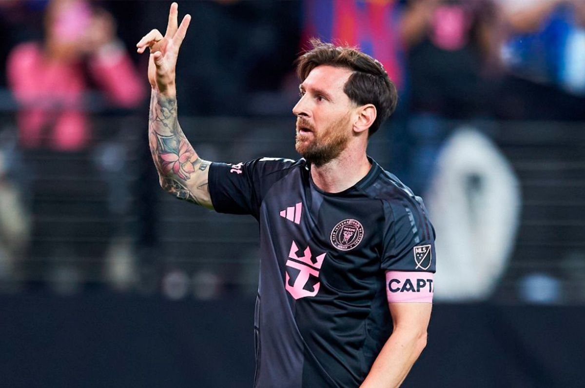 Messi repite gesto del México vs Argentina ante aficionados del América