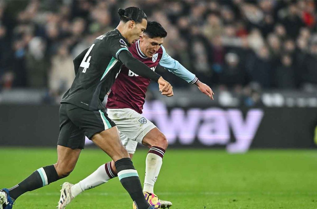 En Inglaterra ya arremeten contra Edson Álvarez por rendimiento en West Ham