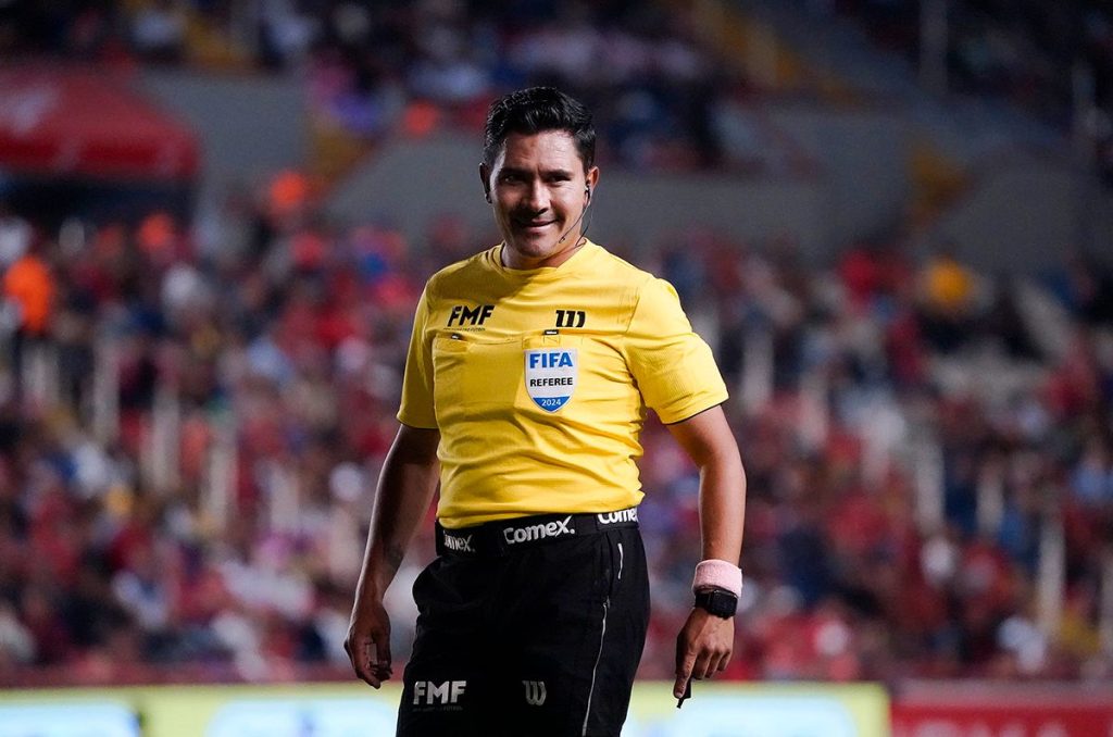 Fernando Guerrero se retira del arbitraje y su futuro estará en la TV