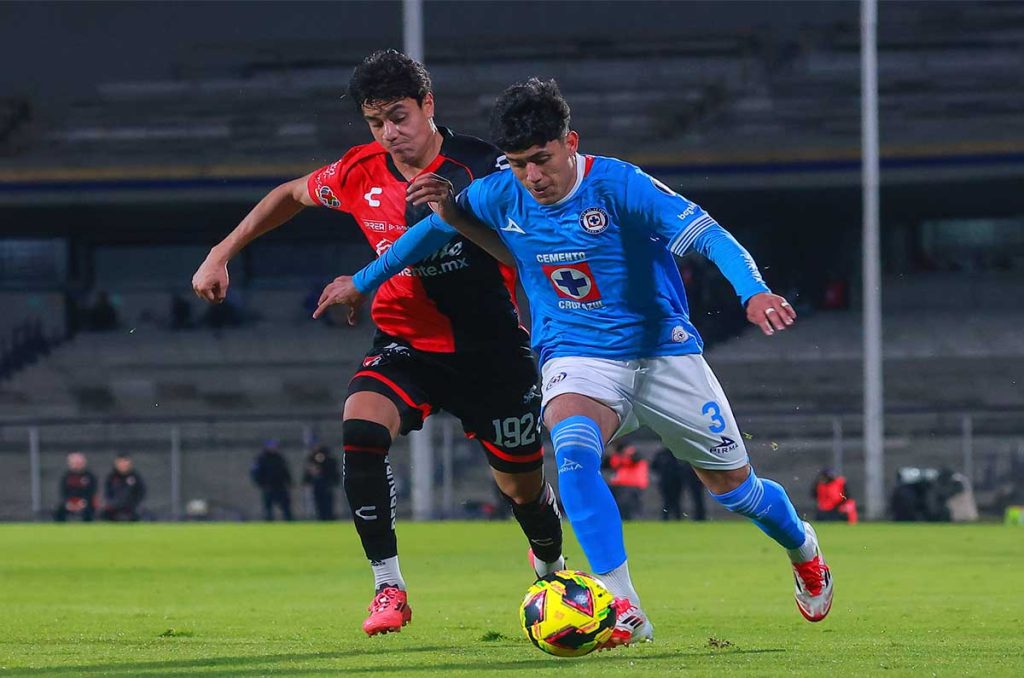 ¿Ignoraron penal sobre Cruz Azul? Martín Anselmi sigue sin derrotar a Atlas