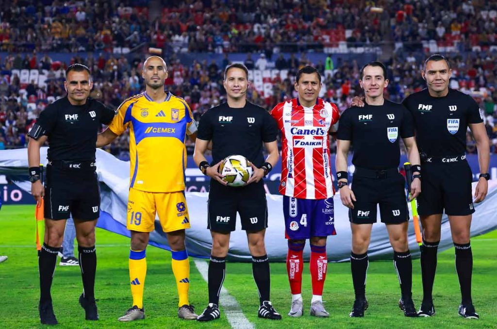 Atlético de San Luis vs Tigres juegan la Jornada 1 del torneo Clausura 2025 en la Liga MX