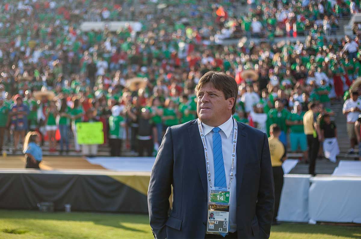 Tras varios años de ausencia, Piojo Herrera vuelve a tomar una Selección