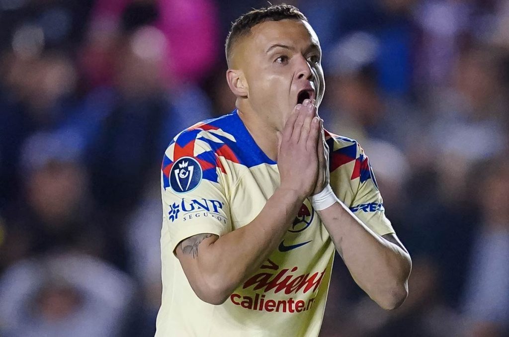 ¿Vuelve el 'Cabecita a Puerta'? Jonathan Rodríguez quiere regresar al América