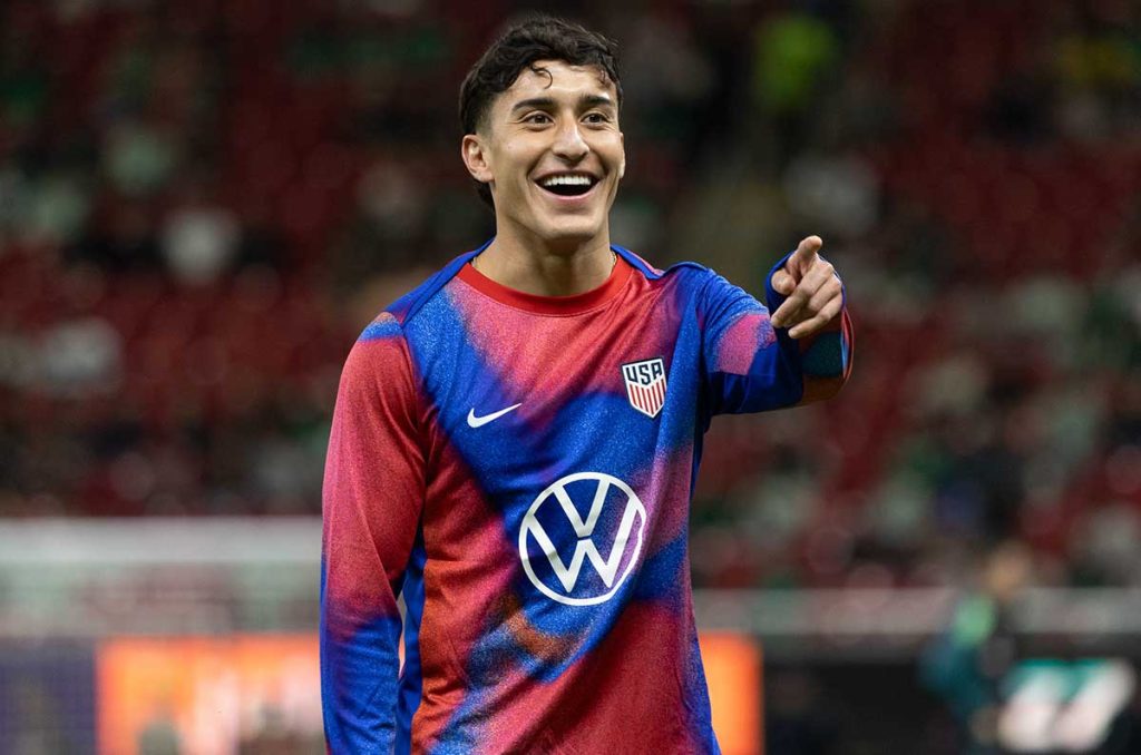 Así fue cuando Chivas obligó a Alejandro Zendejas a rechazar a la Selección