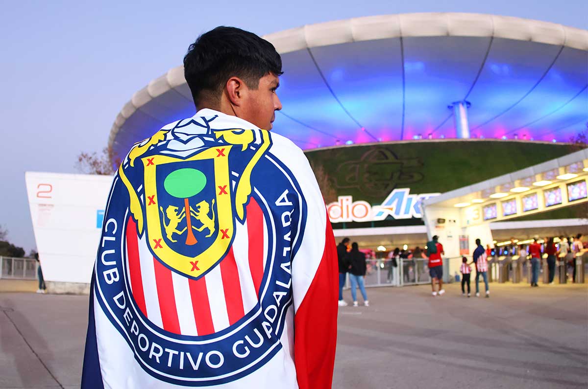 chivas-debe-abandonar-su-tradicion-para-competir-en-el-futbol-mexicano