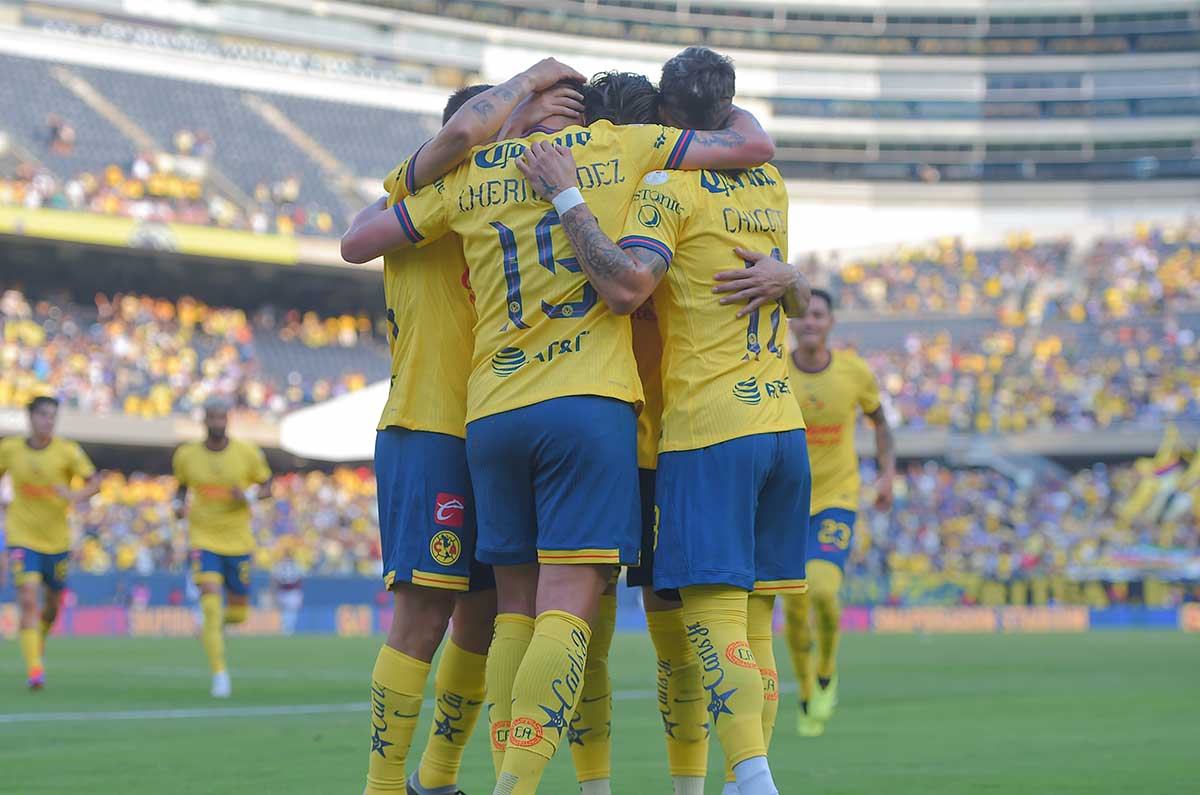 Delantero bicampeón con América vive un calvario en su nuevo equipo