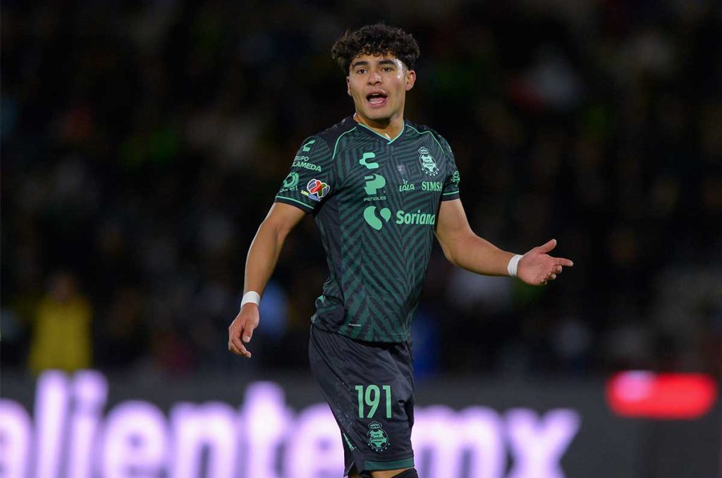 Stephano Carrillo apunta a ser el sustituto de Santiago Giménez