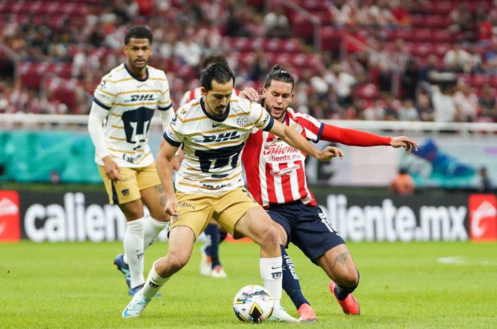 Pumas vs Chivas: Cómo y dónde ver EN TV ABIERTA, ONLINE y GRATIS la Jornada 10 del Clausura 2025