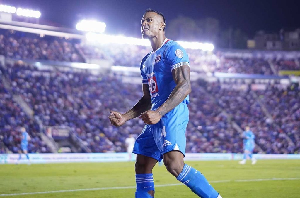 Willer Ditta ha jugado todos los partidos como titular desde agosto de 2024