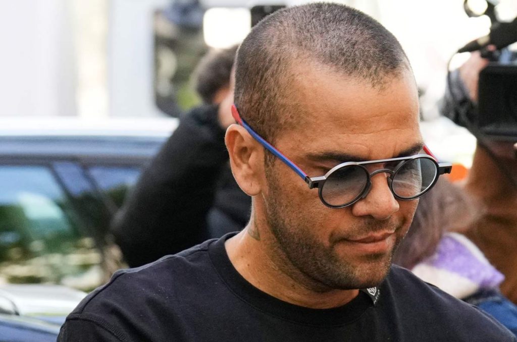 Dani Alves puede contra demandar a los Pumas de la UNAM