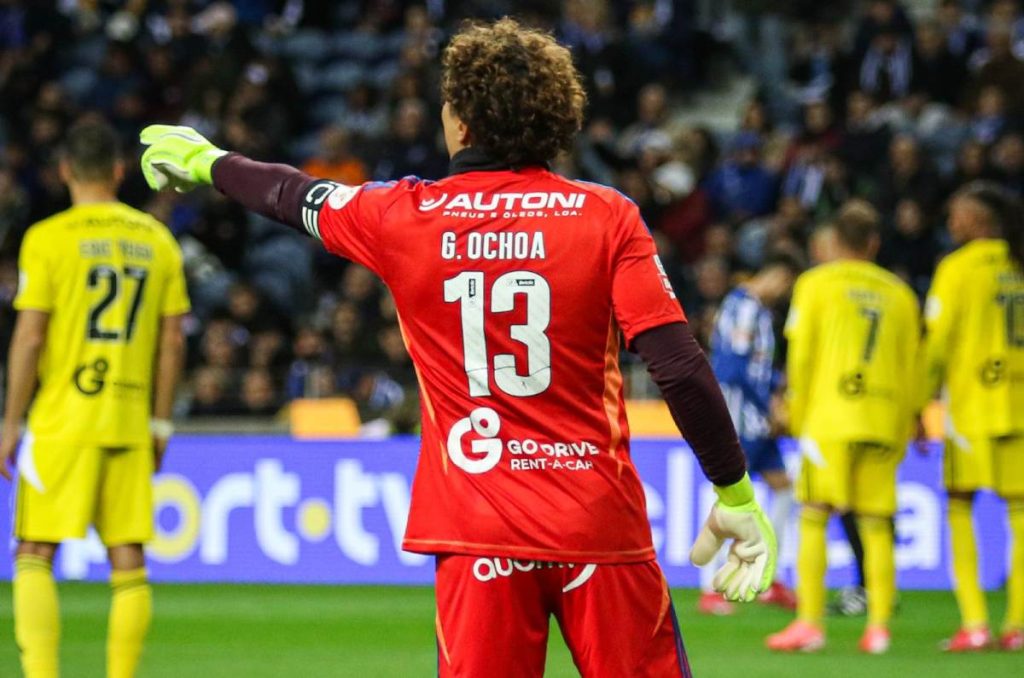 Guillermo Ochoa, puede sumar un nuevo descenso en Europa 0