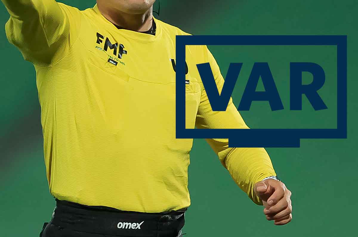 “Los del VAR se equivocan” Árbitro culpa al VAR de los errores en la Liga MX