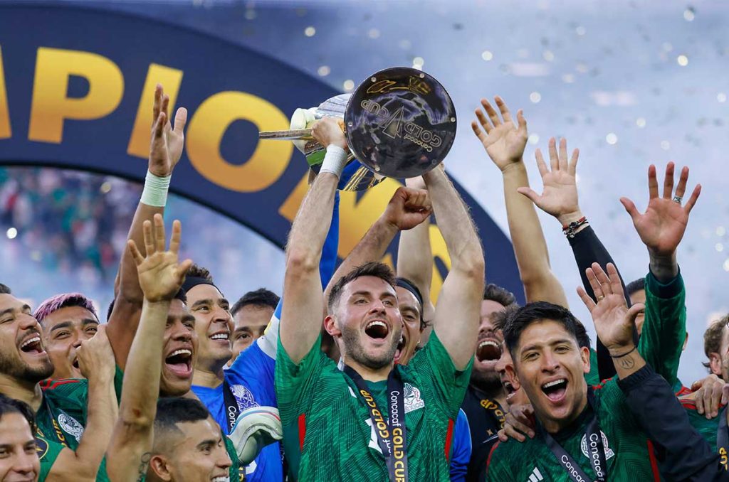 Santiago Giménez, con uno de los recuerdos más agradables ante Panamá 0