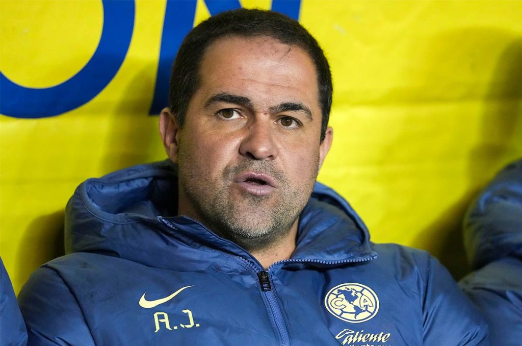 André Jardine del América es pretendido por cuatro clubes en Brasil