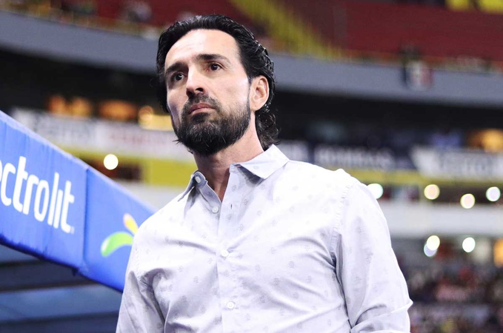 El proyecto de Gerardo Espinoza al frente de Chivas, fue un fracaso