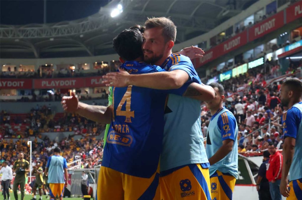 Eugenio Pizzuto estaría fuera de los Tigres UANL para este 2025