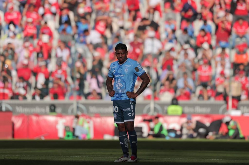 John Kennedy parece querer regresar al Fluminense de Brasil