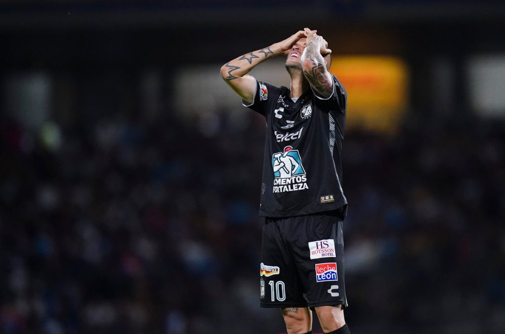 Nicolás Diente López está por quedarse fuera del Club León