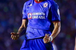 Canterano de Cruz Azul; único mexicano campeón en Europa