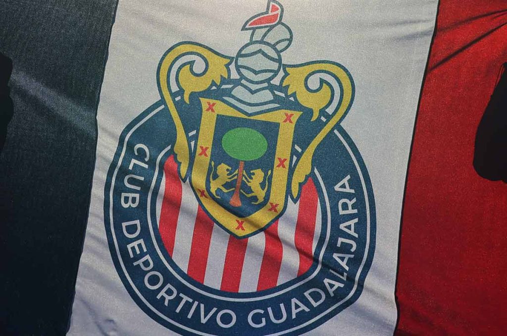 Chivas está por firmar un contrato millonario con Nike