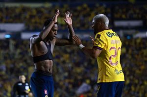 Con un penal a favor, América remonta y vuelve a eliminar a Cruz Azul