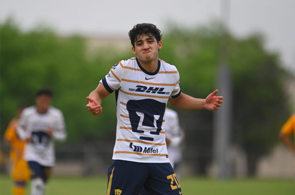 Efraín Juárez borra a los canteranos más adelantados de Pumas