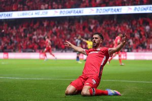 Entre polémicas, Toluca elimina a Rayados y espera semifinales del CL25