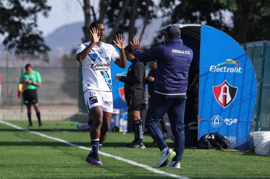 Gustavo Herrera deja Puebla e intenta buscar un nuevo destino en Austria