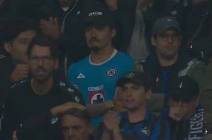 Inesperada noticia del aficionado ‘amuleto’ de Cruz Azul en el Inter vs Barcelona